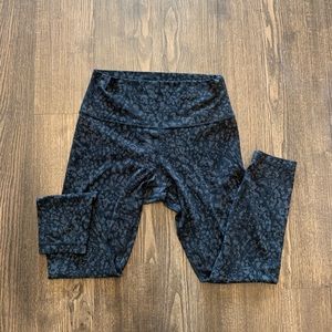 Lululemon Align Legging High Rise 25" Black/Grey speckle Legging Size 10